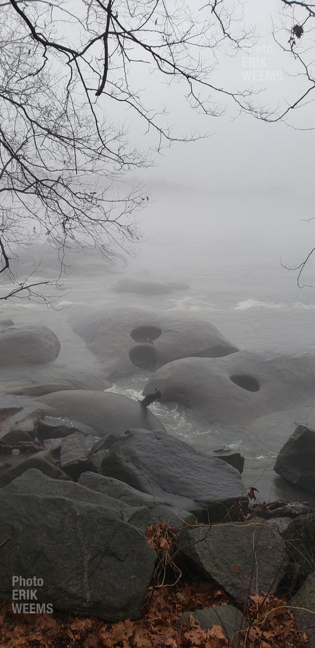 James River Rocks and fog James River Rocks and fog